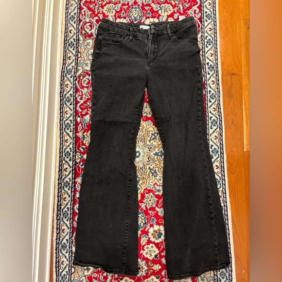 Good American Good Legs Flare in Black 287. Size 14. - Picture 6 of 9